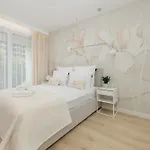 Baltini Premium Kasprowicza 20c Z Basenem, Saunami I Jacuzzi Apartman *