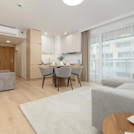 Baltini Premium Kasprowicza 20c Z Basenem, Saunami I Jacuzzi Daire