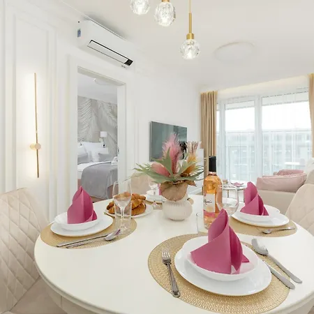 Daire Baltini Premium Kasprowicza 20c Z Basenem, Saunami I Jacuzzi *