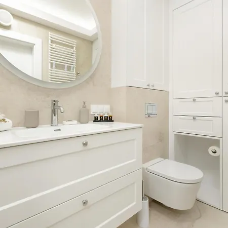 Baltini Premium Kasprowicza 20c Z Basenem, Saunami I Jacuzzi Appartement *